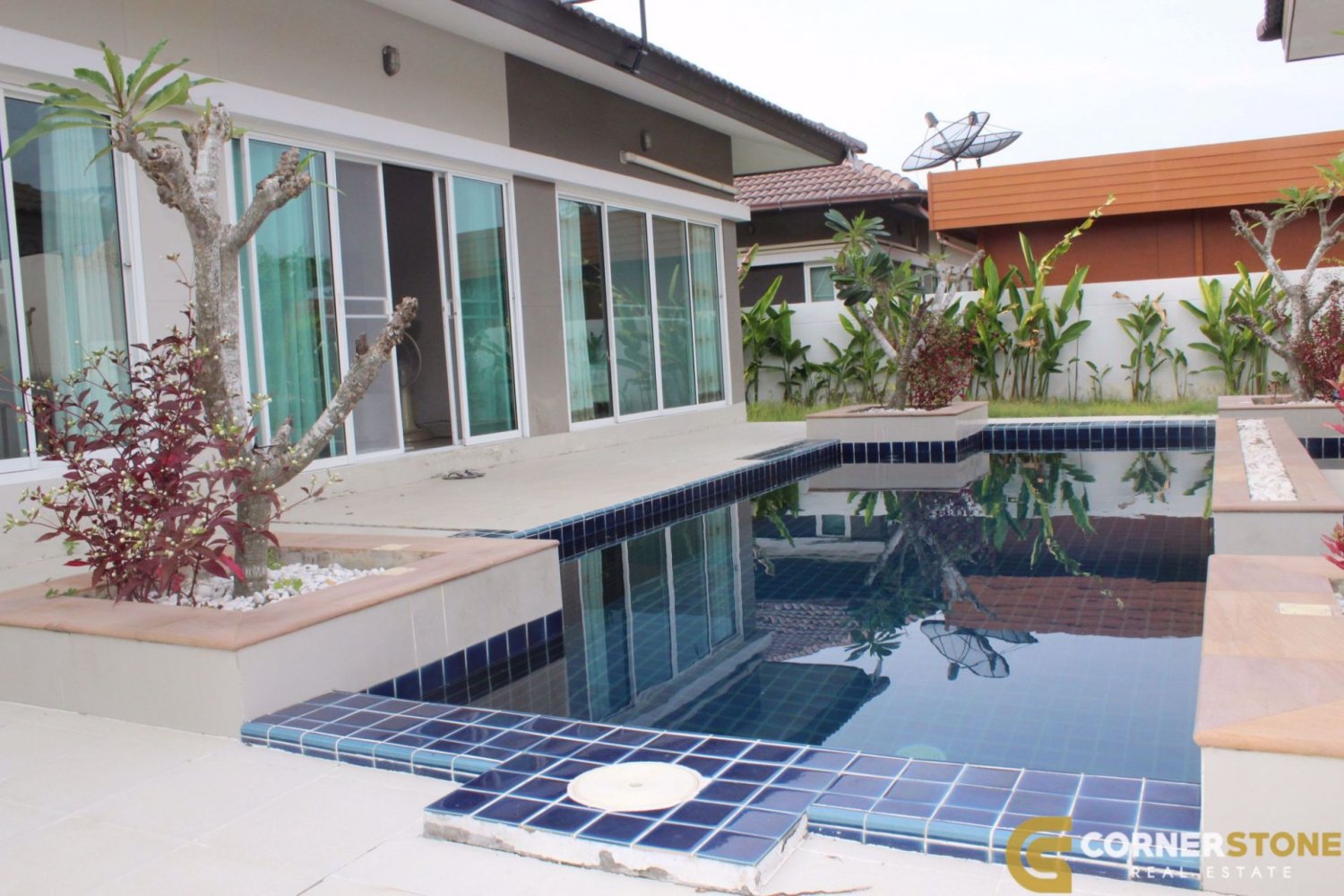 3 Schlafzimmer Cafe / Restaurant in Bang Lamung, Thailand, Nr. 1948