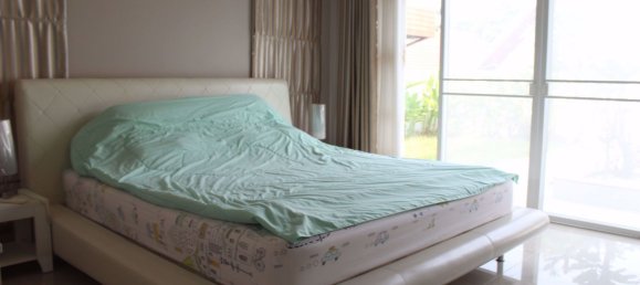 3 Schlafzimmer Cafe / Restaurant in Bang Lamung, Thailand, Nr. 1948 8