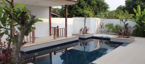 3 Schlafzimmer Cafe / Restaurant in Bang Lamung, Thailand, Nr. 1948 24