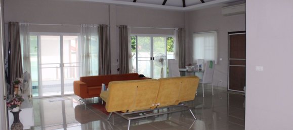 3 Schlafzimmer Cafe / Restaurant in Bang Lamung, Thailand, Nr. 1948 10