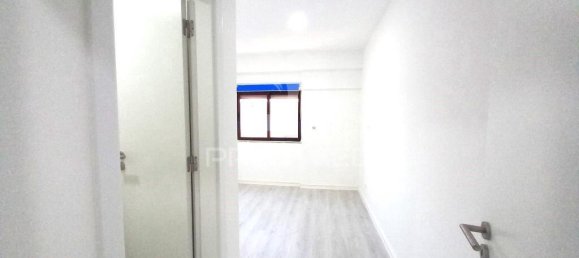 4 bedrooms Apartment in Costa da Caparica, Portugal No. 30537 21