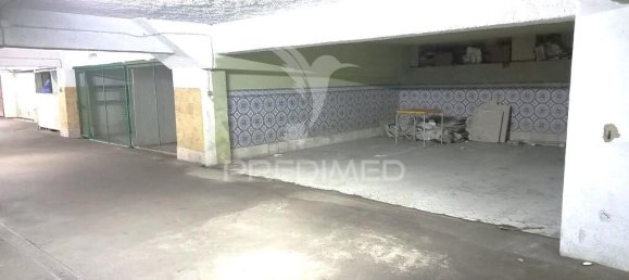 4 bedrooms Apartment in Costa da Caparica, Portugal No. 30537 30