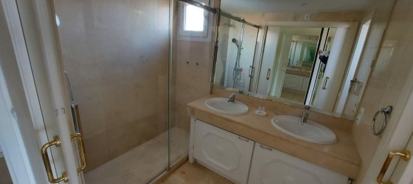 2 Schlafzimmer Wohnung in La Duquesa, Spain, Nr. 151804 10