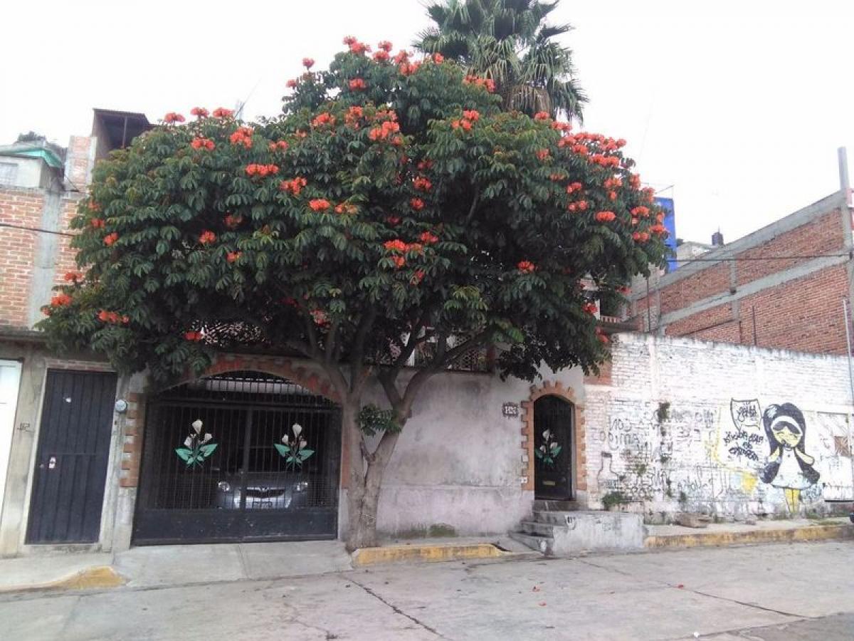 2 bedrooms House in Naucalpan de Juarez, Mexico No. 211612