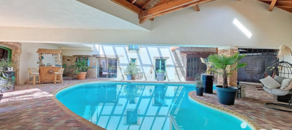 10 rooms House in Roussillon, France No. 329043 7