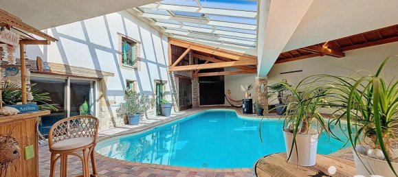 10 rooms House in Roussillon, France No. 329043 8