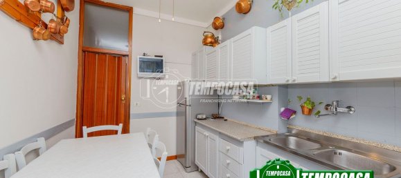 4 rooms Apartment in Milan, Italy No. 284681 8