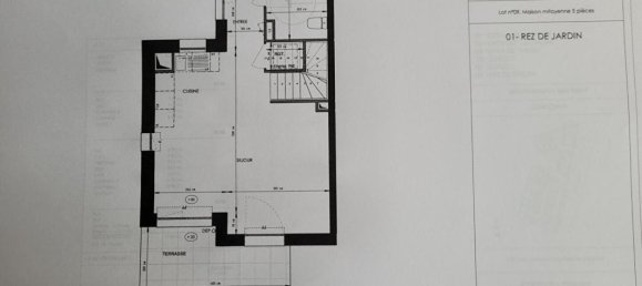 4 bedrooms House in Lens, France No. 292101 5