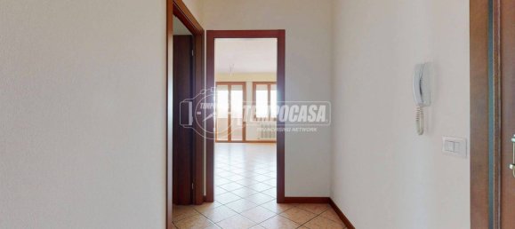 2 bedrooms Apartment in Carpi, Italy No. 171339 10