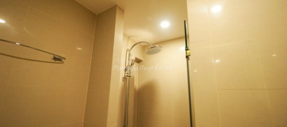 Studio in the Condo in Pattaya, Thailand No. 12732 3