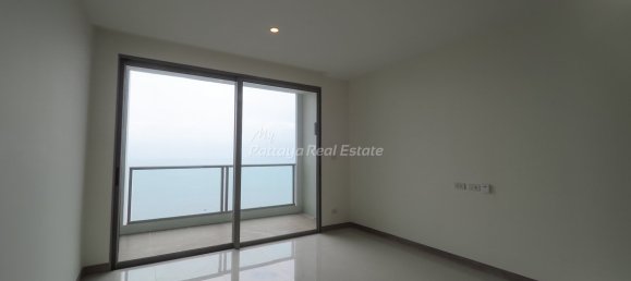 Studio in the Condo in Pattaya, Thailand No. 12732 5