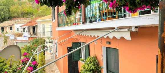  T4 em Corfu, Greece N.º 7374 2