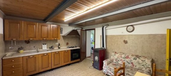 Casa de 9 habitaciónes en Seggiano, Italy No. 132282 22