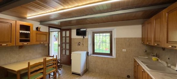 Casa de 9 habitaciónes en Seggiano, Italy No. 132282 24