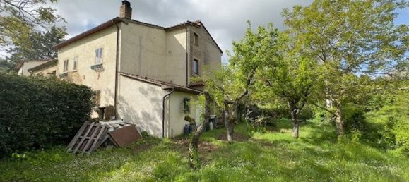 Casa de 9 habitaciónes en Seggiano, Italy No. 132282 2