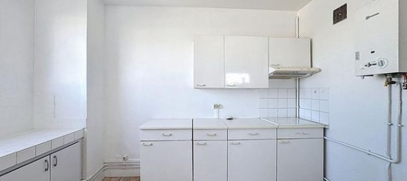 2 bedrooms Apartment in Bihorel, France No. 362336 3