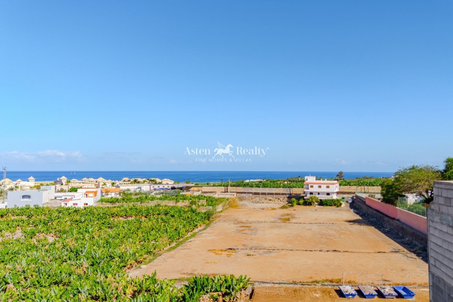 Grundstück in Guia de Isora, Spain 175m², Nr. 182407