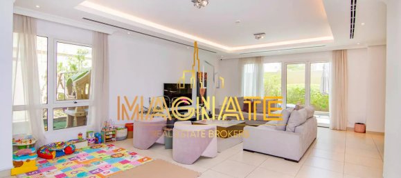 4 bedrooms Villa in Al Barsha, UAE No. 798 4