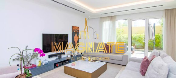 4 bedrooms Villa in Al Barsha, UAE No. 798 8