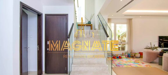 4 bedrooms Villa in Al Barsha, UAE No. 798 5