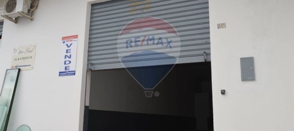 Gewerbliche Immobilie in Corigliano Rossano, Italy 106m², Nr. 362039 10