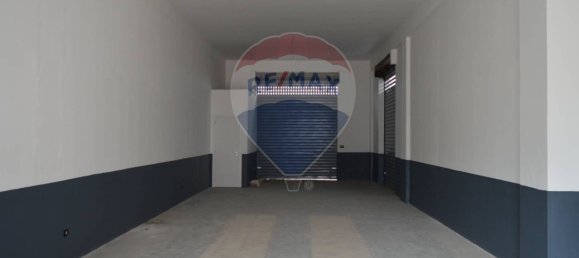 Gewerbliche Immobilie in Corigliano Rossano, Italy 106m², Nr. 362039 2