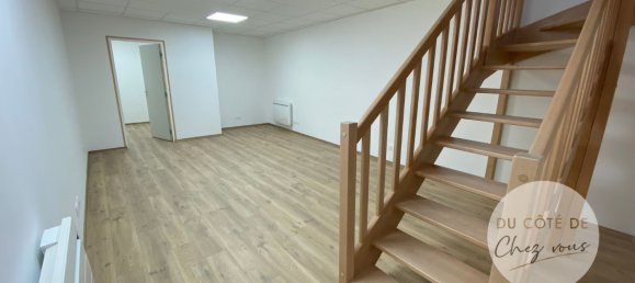 100m² Commercial property in Troyes, France No. 64242 8