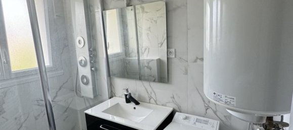 2 غرف نوم شقة في Saint-Jean-de-la-Ruelle, France رقم 75047 10