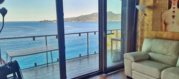 3-salle Appartement à Chiavari, Italy No. 271864 7