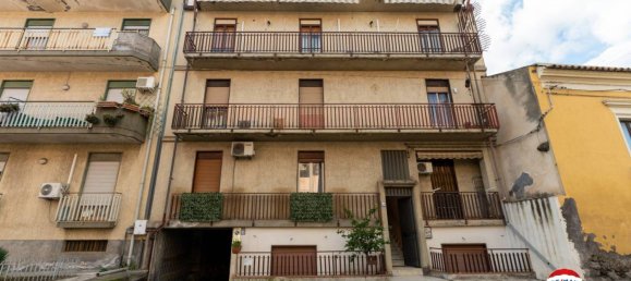 Apartamento T3 em Aci Catena, Italy N.º 91574 3