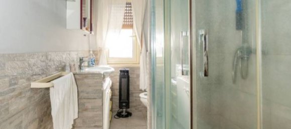 Apartamento T3 em Aci Catena, Italy N.º 91574 34