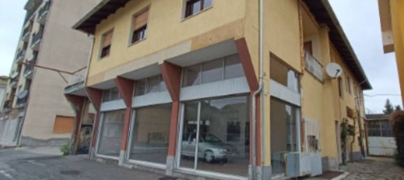 Entrepôt à Borgosesia, Italy 1040m² No. 211196 12