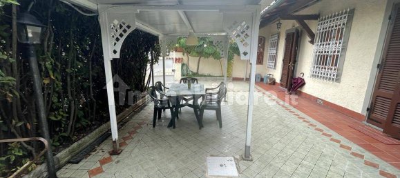 2 bedrooms Villa in Forte dei Marmi, Italy No. 36463 19