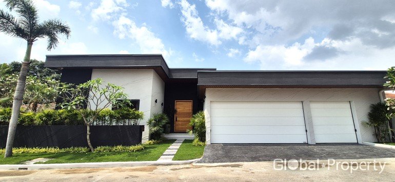 4 غرف نوم منزل في Pattaya, Thailand رقم 27347