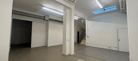 195m² Commercial property in Rome, Italy No. 337765 10