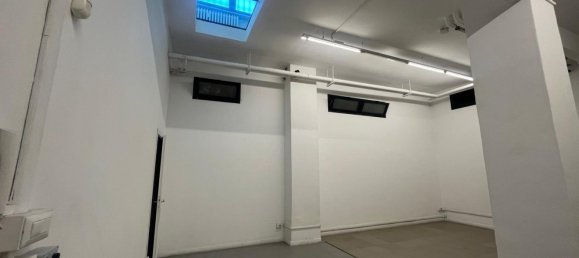 195m² Commercial property in Rome, Italy No. 337765 7