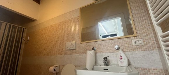 195m² Commercial property in Rome, Italy No. 337765 17