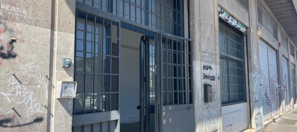 195m² Commercial property in Rome, Italy No. 337765 18