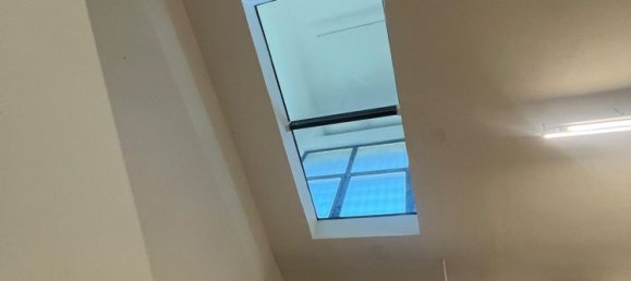 195m² Commercial property in Rome, Italy No. 337765 9