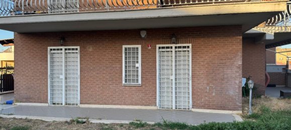 3 bedrooms Apartment in Rome, Italy No. 335213 3