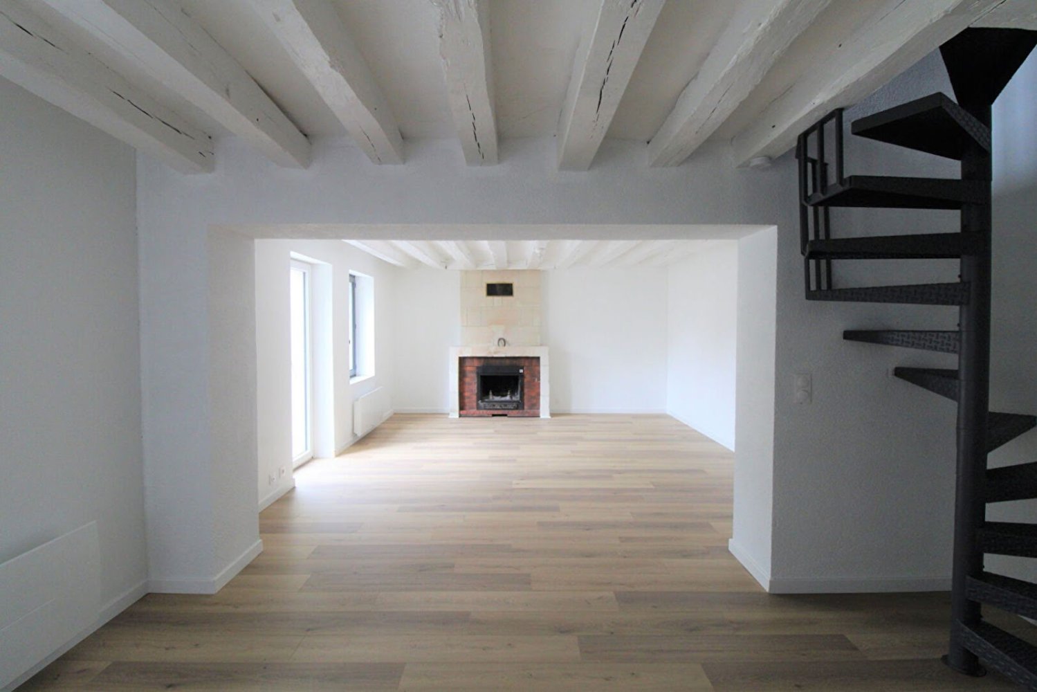 2 bedrooms House in Luzille, France No. 82422