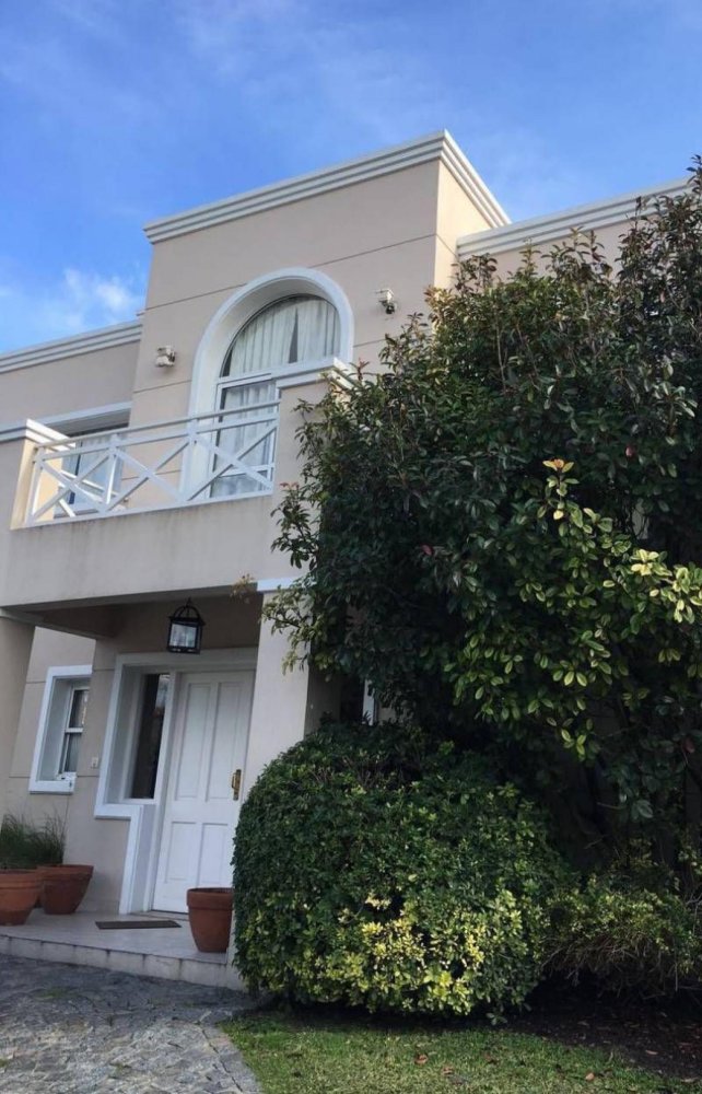 4 chambres Maison à Pilar, Argentina No. 51069