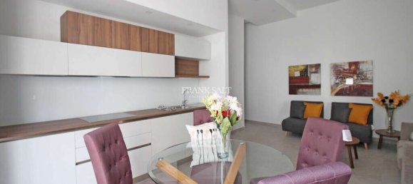 Apartamento de 2 dormitorios en Sliema, Malta No. 9812 3