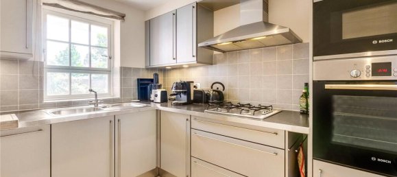 Дом с 3 спальнями в Ричмонд, Великобритания № 9060 4