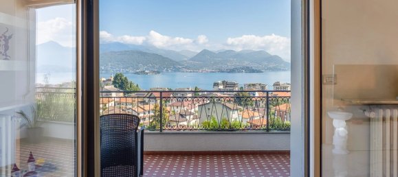 Apartamento de 2 dormitorios en Stresa, Italy No. 371598 3