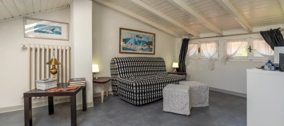Apartamento de 2 dormitorios en Stresa, Italy No. 371598 18