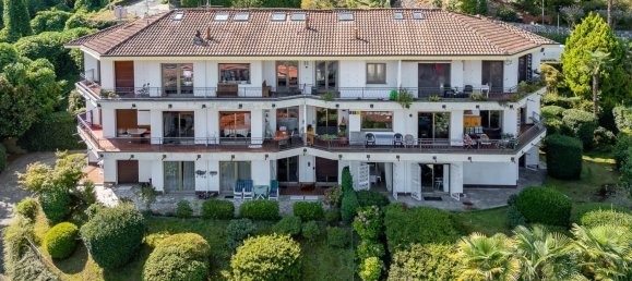 Apartamento de 2 dormitorios en Stresa, Italy No. 371598 26