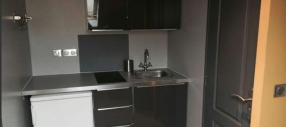 1 bedroom Apartment in Paris, France No. 312981 11