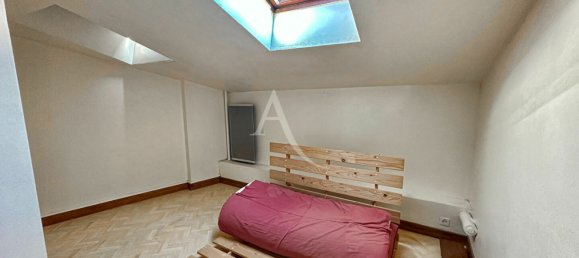 Здание с 3 спальнями в Дуэ-ан-Анжу, Франция № 282510 2