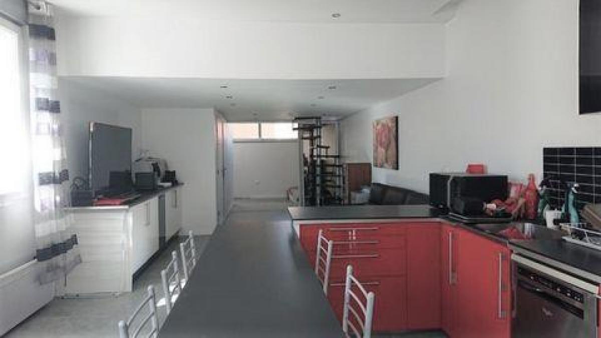 Кондоминиум  с 2 спальнями в Тарб, Франция № 34678